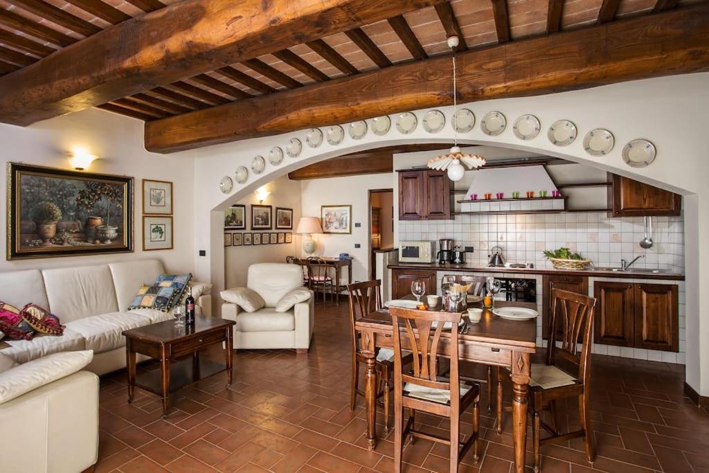 Castello Di Fulignano Ildebrando Superior Apartment 圣吉米纳诺 外观 照片