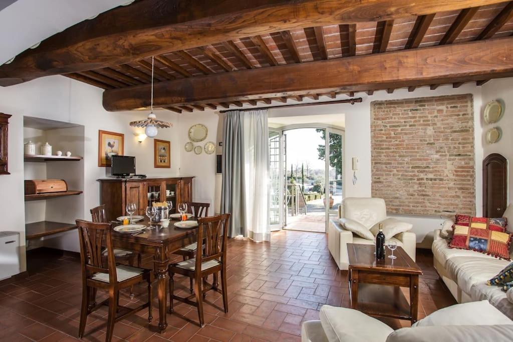 Castello Di Fulignano Ildebrando Superior Apartment 圣吉米纳诺 外观 照片