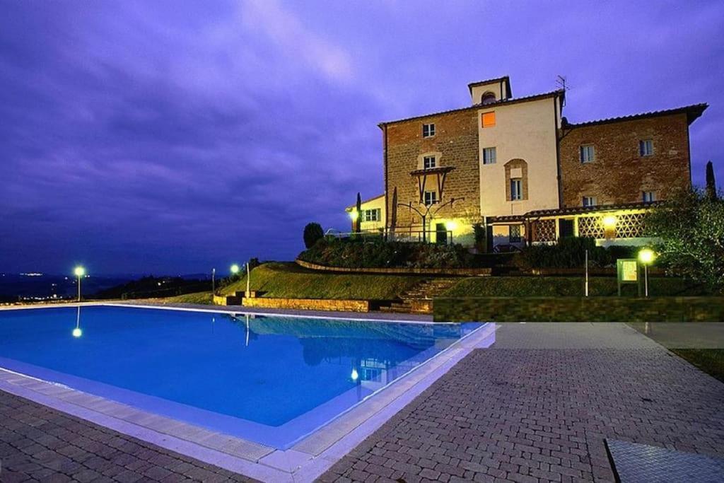 Castello Di Fulignano Ildebrando Superior Apartment 圣吉米纳诺 外观 照片